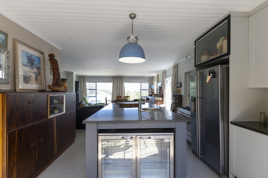 4 Bedroom Property for Sale in Seafield Eastern Cape